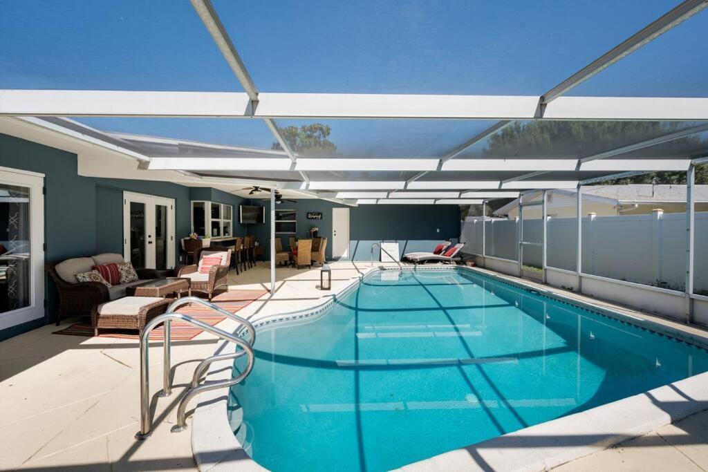 Elegant Heated Pool Home 12 Minutes To The Beaches Of Anna Maria Island And Img Academy ブレーデントン エクステリア 写真